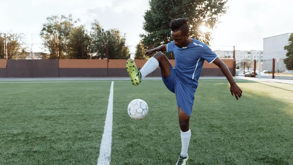 How much can neymar squat?