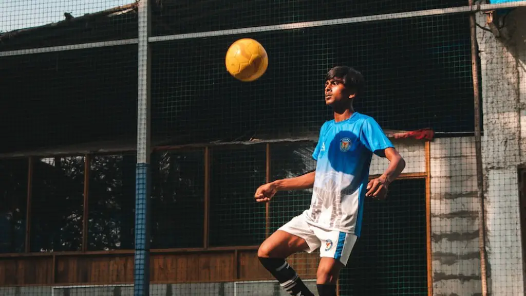How did neymar become a pro soccer player?